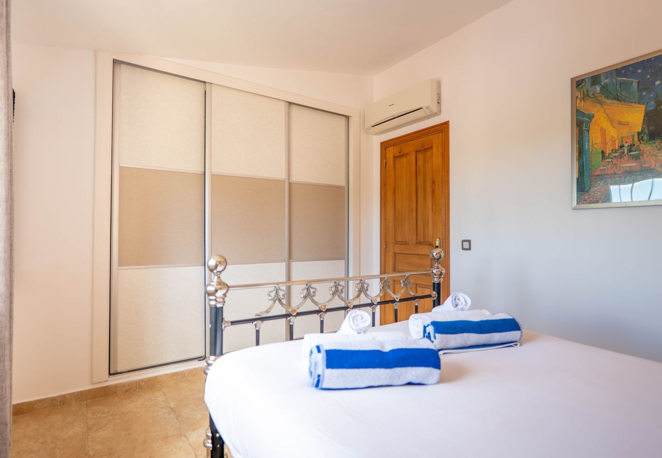 Villa en Calpe - A046 - EMPEDROLA