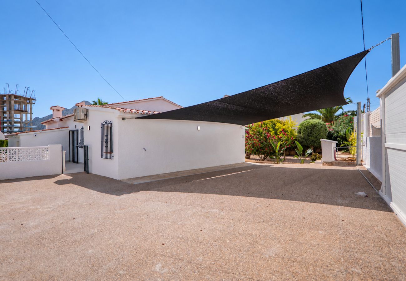 Villa en Calpe - A048 - ALMENDROS
