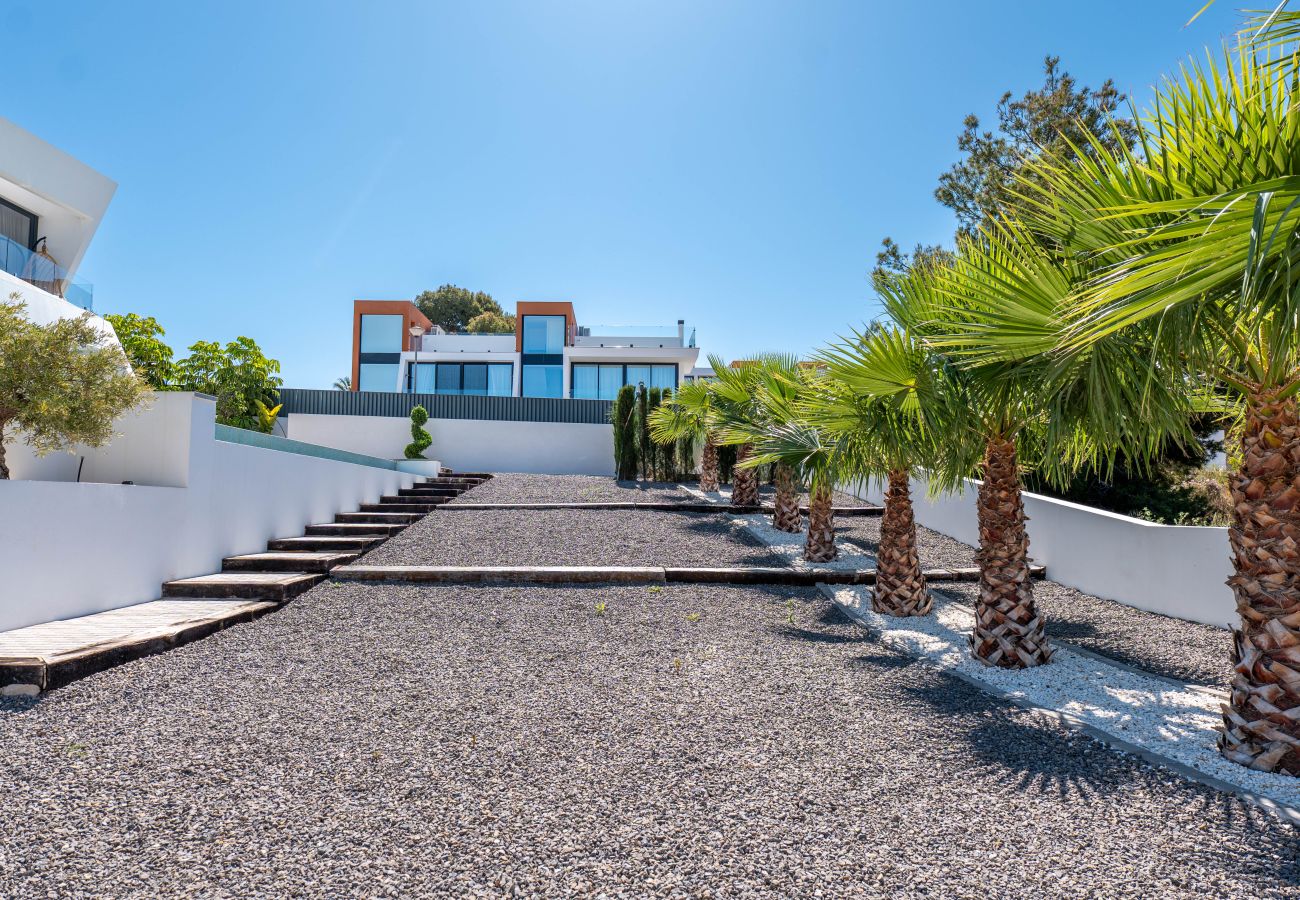 Villa in Calpe - AV-1931