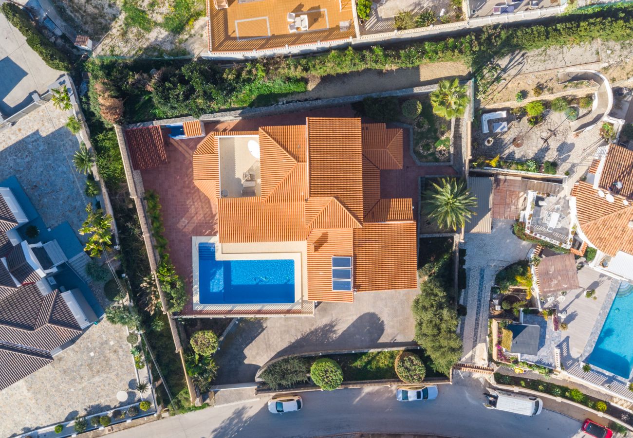 Villa in Calpe - AV-1904