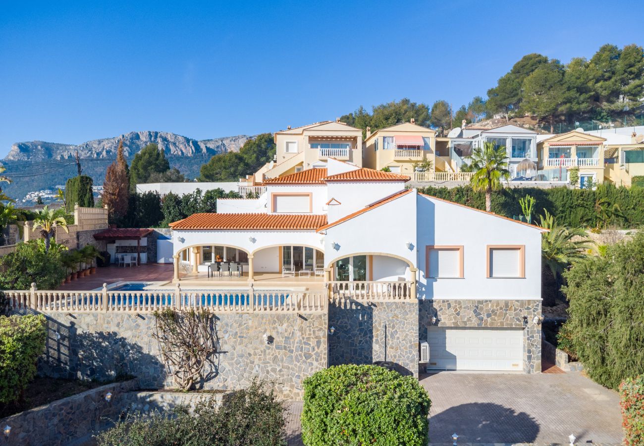 Villa in Calpe - AV-1904