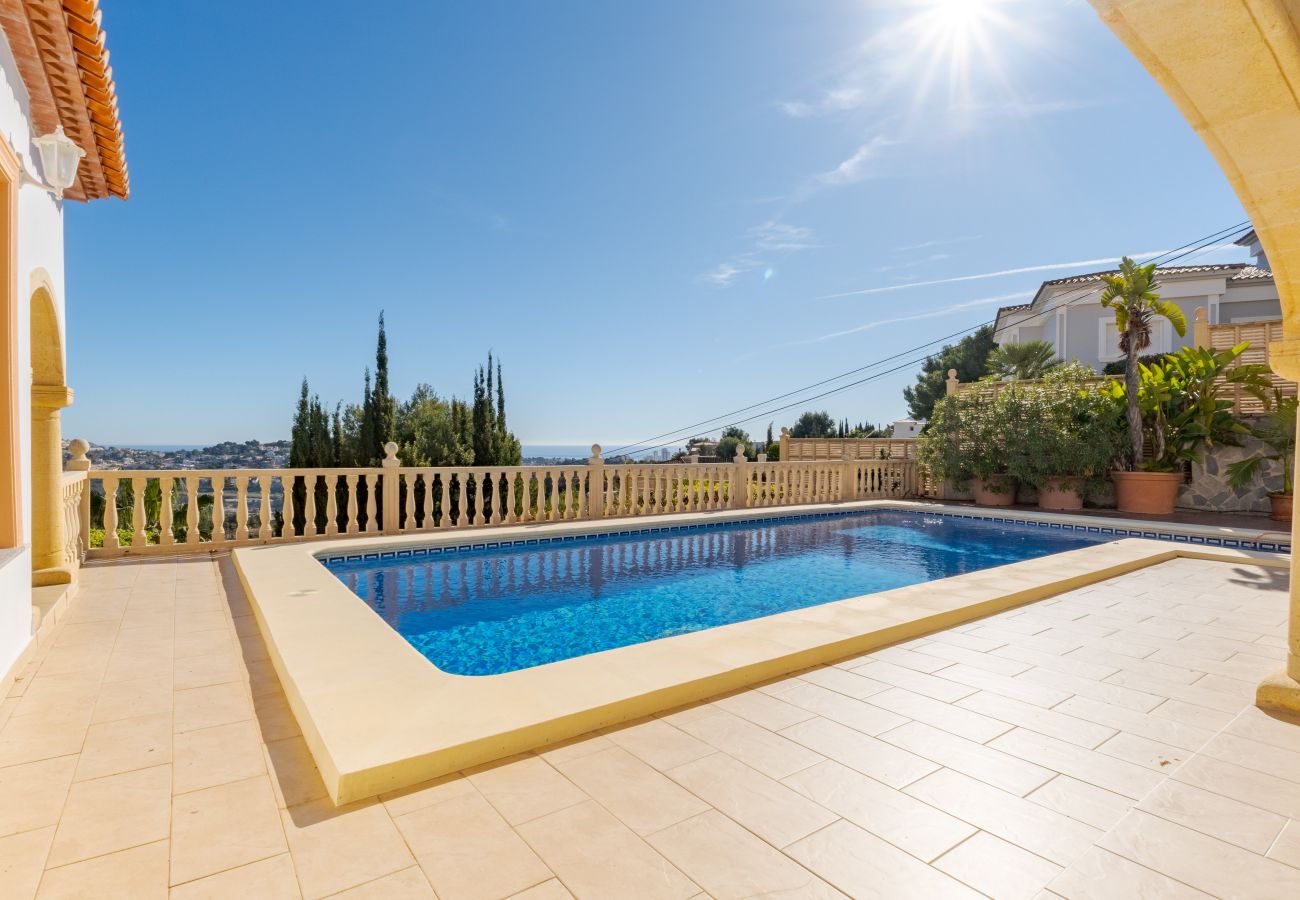 Villa in Calpe - AV-1904