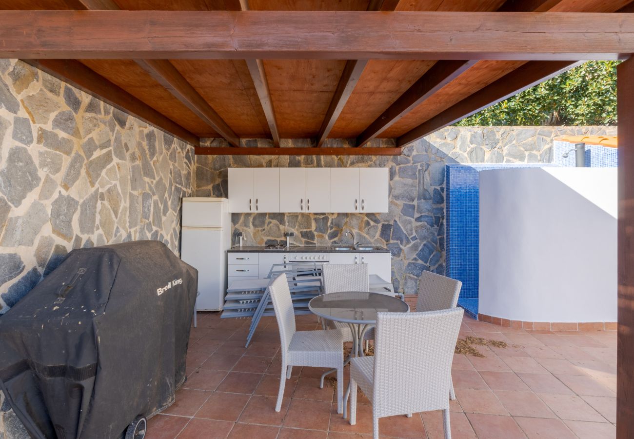 Villa in Calpe - AV-1904