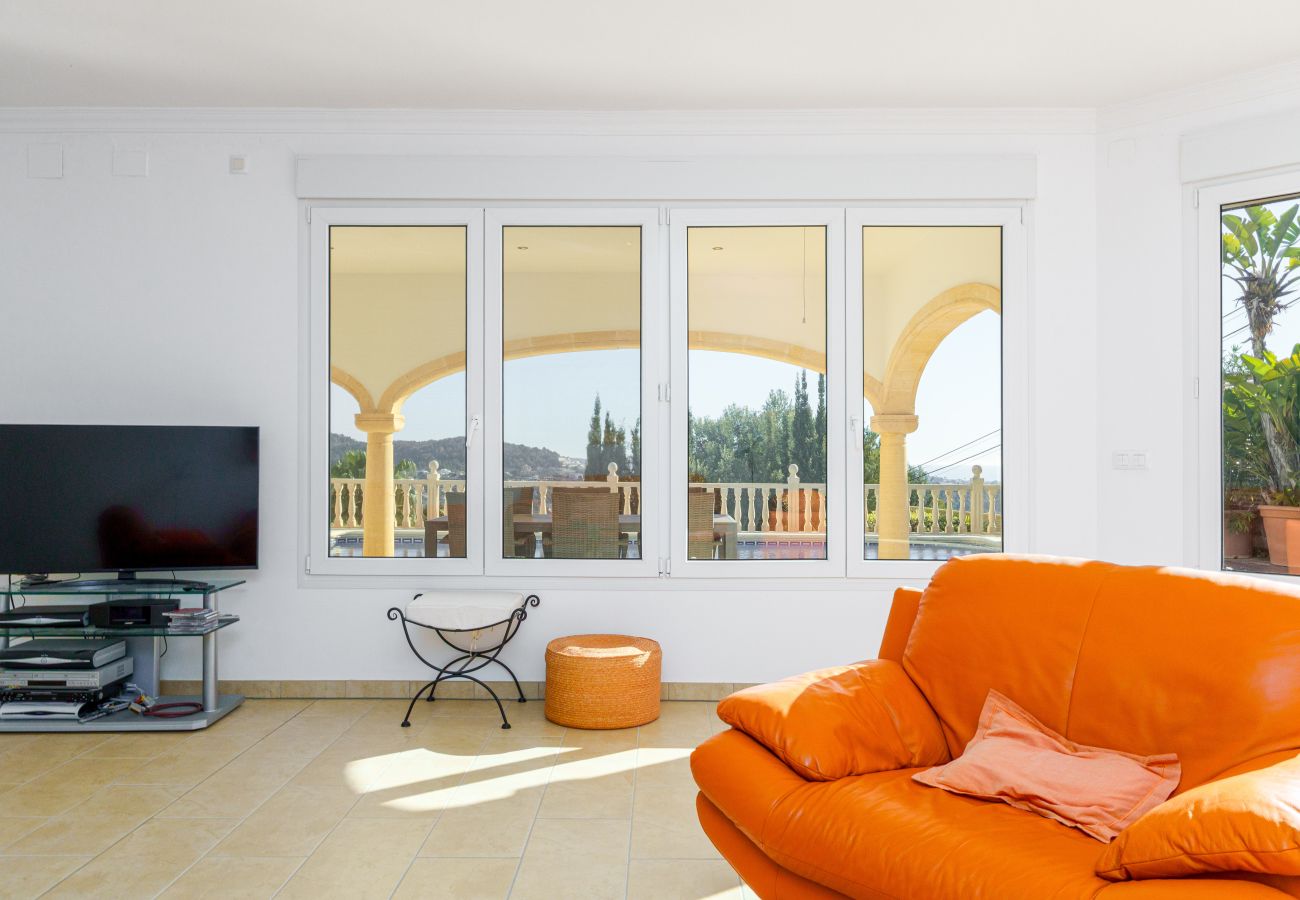 Villa in Calpe - AV-1904