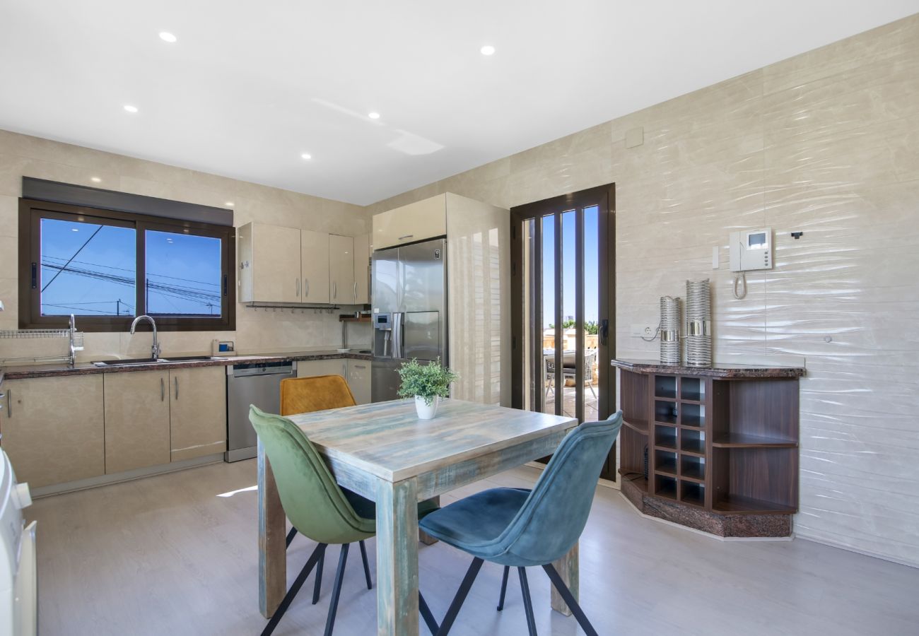 Villa in Calpe - AV-7402