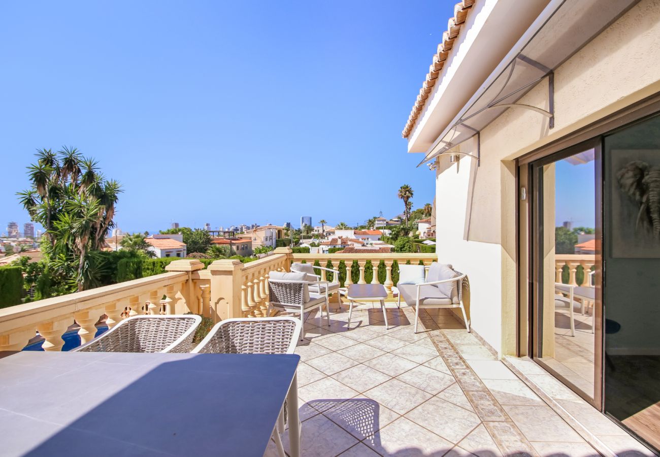 Villa in Calpe - AV-7402