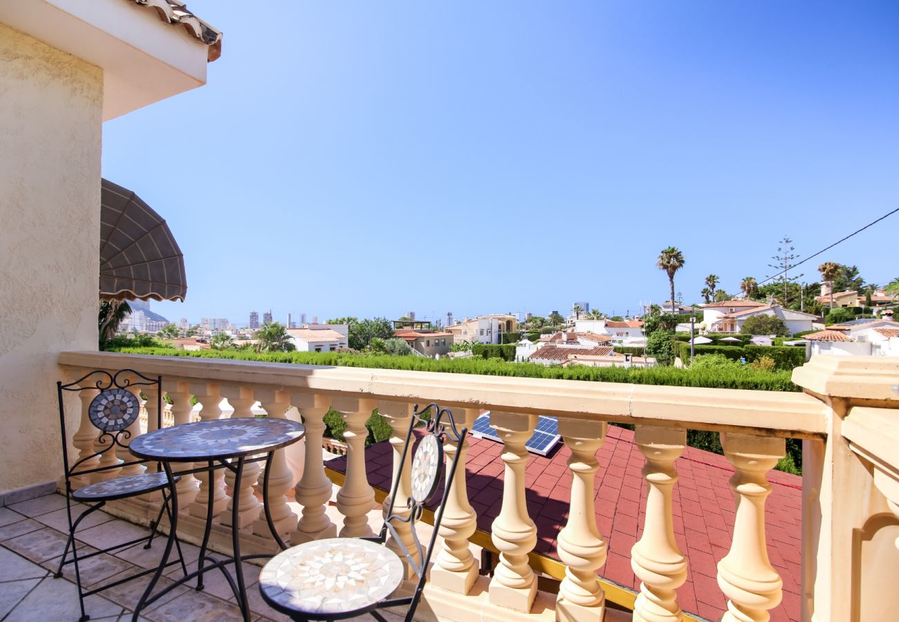 Villa in Calpe - AV-7402