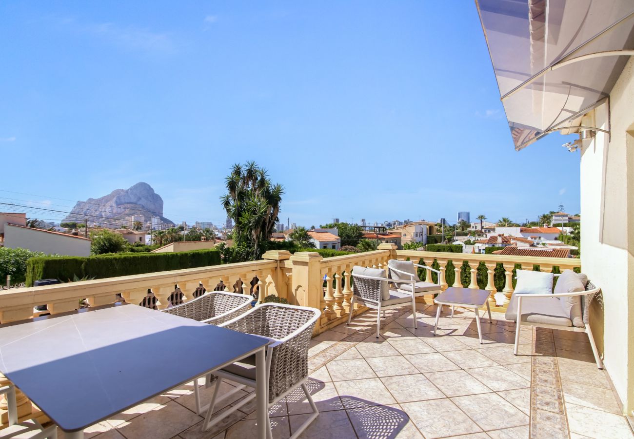 Villa in Calpe - AV-7402
