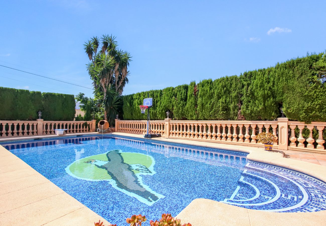 Villa in Calpe - AV-7402