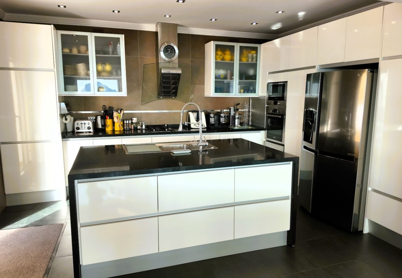 Villa in Calp - AC-2146