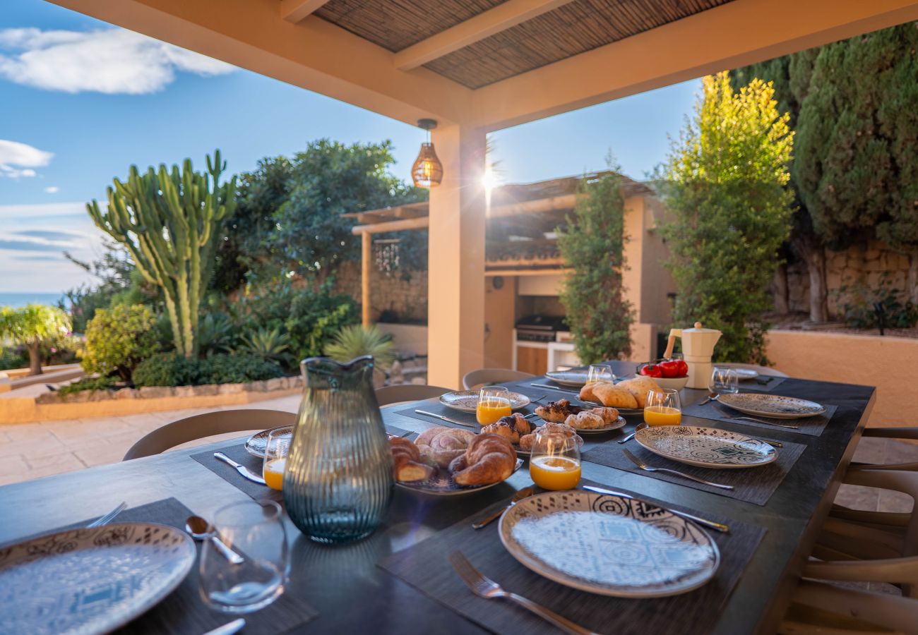 Villa in Calpe / Calp - A041 - MANZANERA