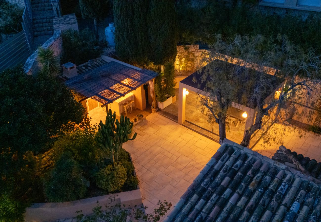 Villa in Calpe / Calp - A041 - MANZANERA