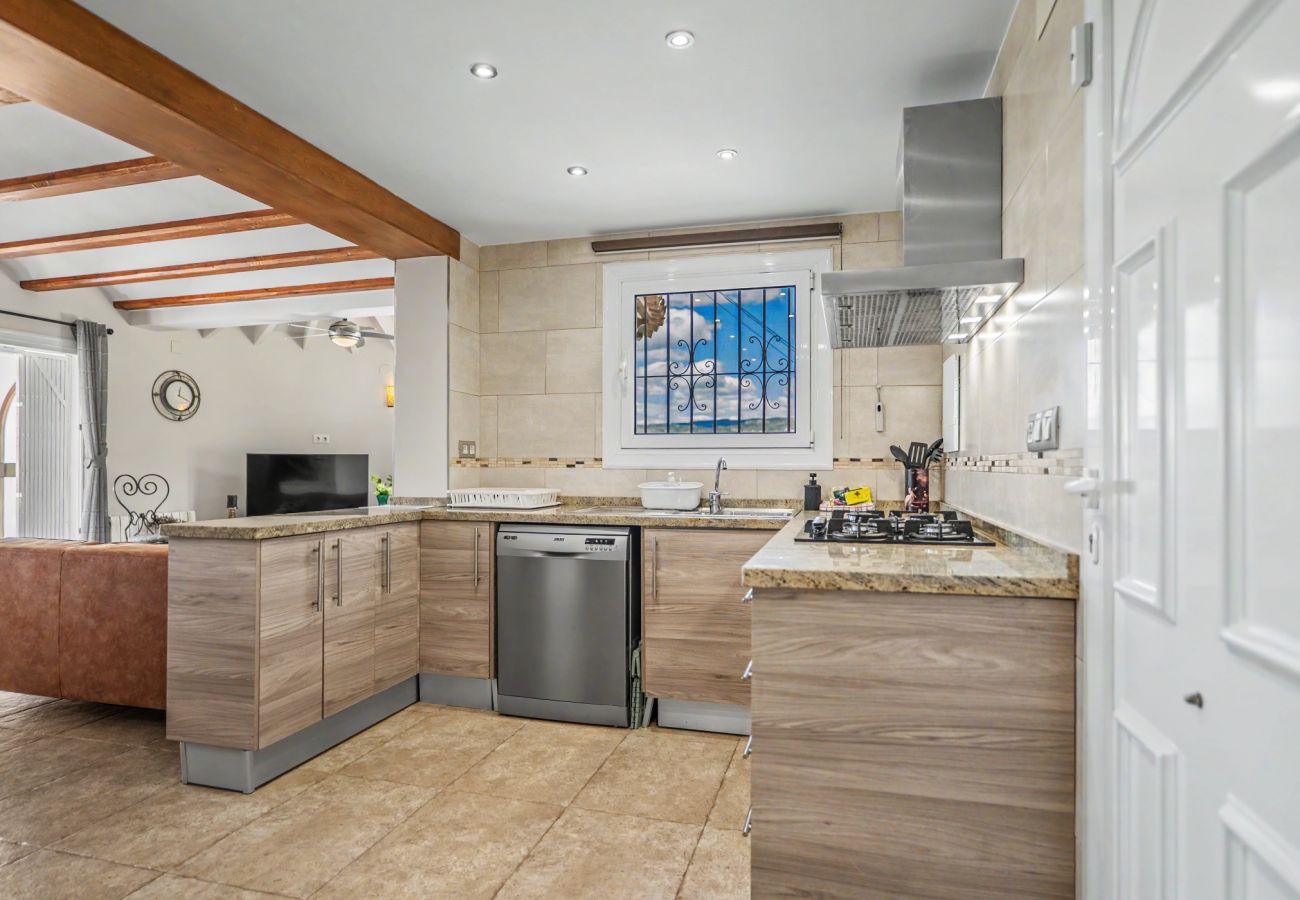 Villa in Calpe / Calp - A046 - EMPEDROLA