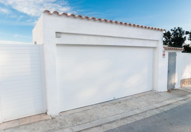 Closed garage at street level in Villa in Sierra Altea.