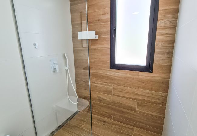 Villa with spacious, bright bathrooms in Benissa/ Calpe
