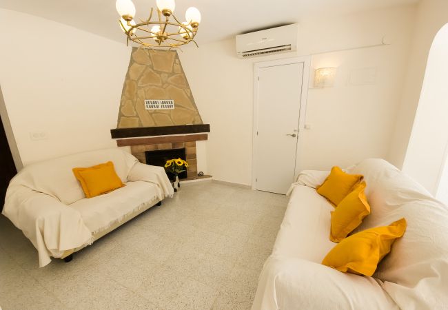 Villa in Moraira - A022 - CALLE ELCHE Villa in Moraira - A022 - CALLE ELCHE