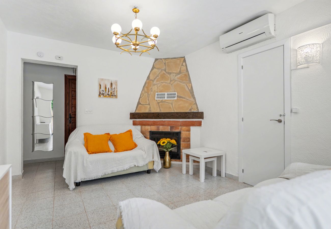 Villa in Moraira - A022 - CALLE ELCHE