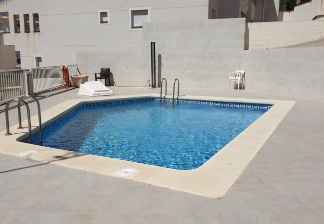 Duplex penthouse in the centre of Altea with partial sea views and communal swimming pool.