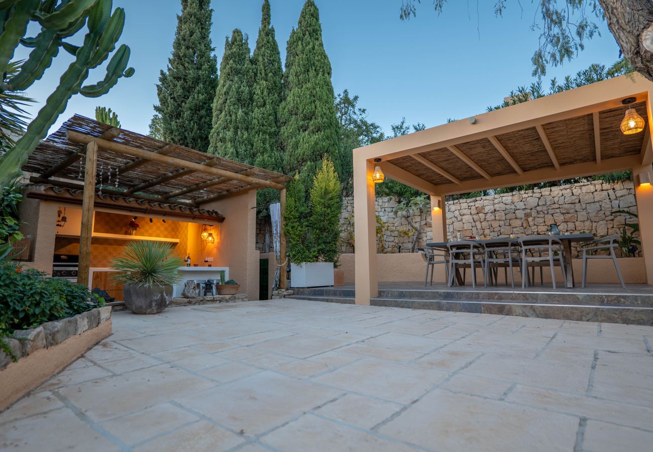 Villa in Calpe / Calp - A041 - MANZANERA