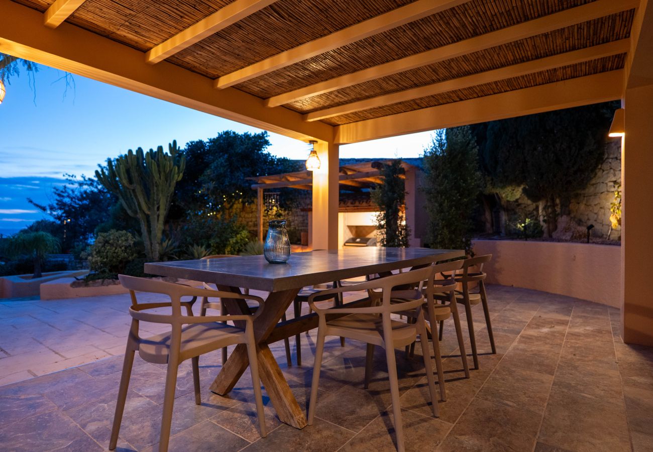 Villa in Calpe / Calp - A041 - MANZANERA