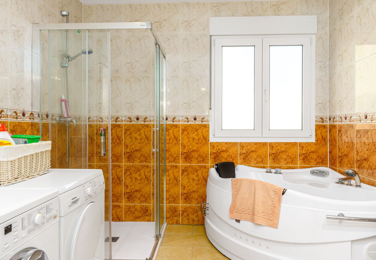 Villa/Dettached house in Calpe - AV-1904