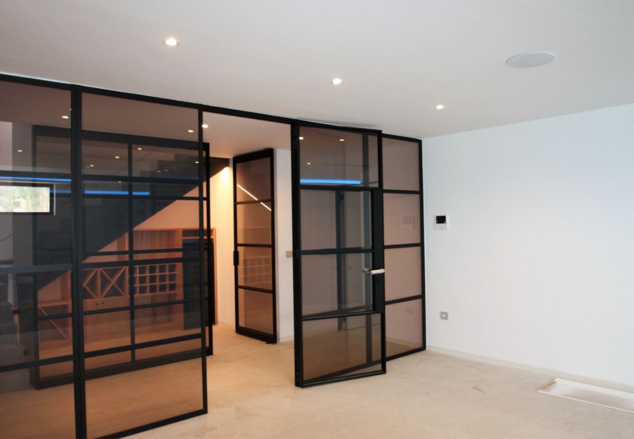 Villa/Dettached house in Benissa - AV-4719
