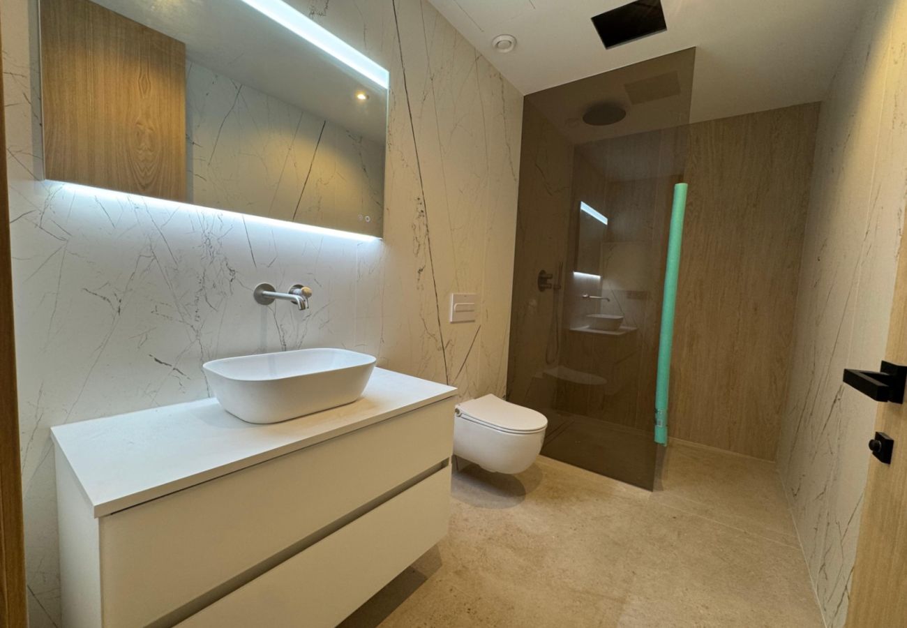 Villa/Dettached house in Benissa - AV-4719