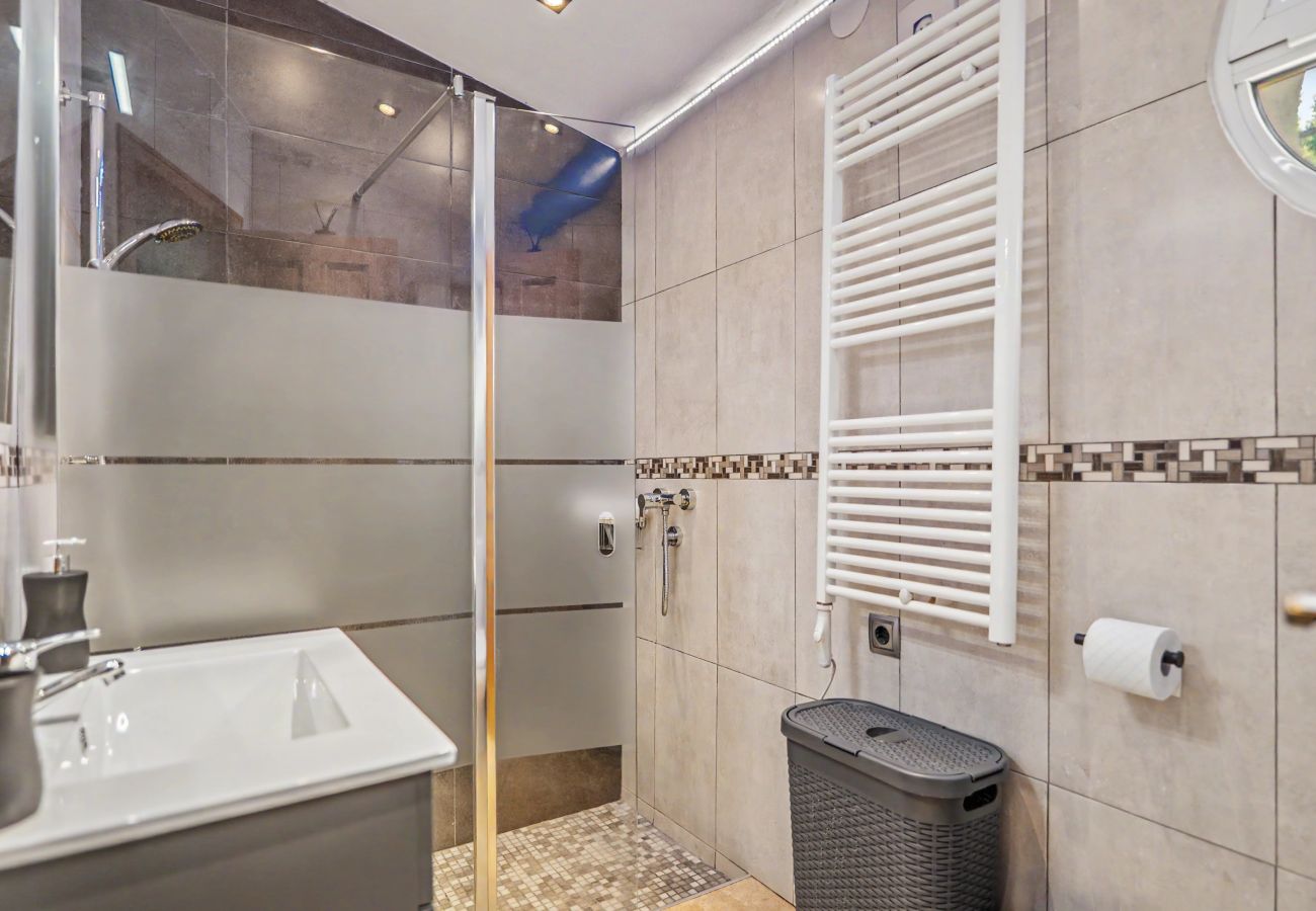 Villa à Calpe / Calp - A046 - EMPEDROLA