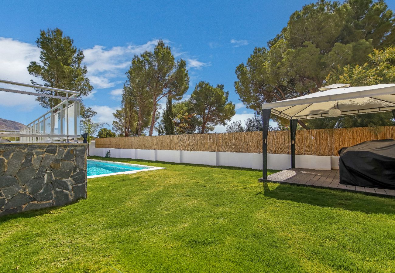 villa à Altea la Vella - AV-1795