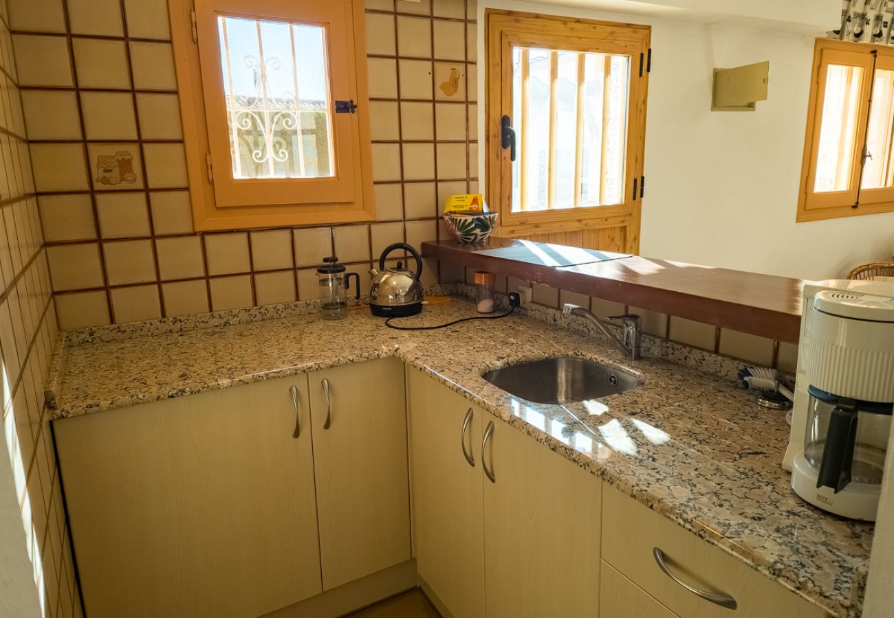 Villa en Calpe - AV-6582