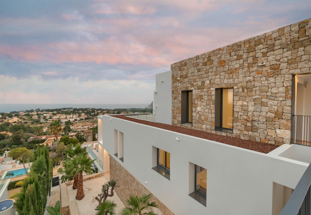 Villa en Calpe - AV-2840