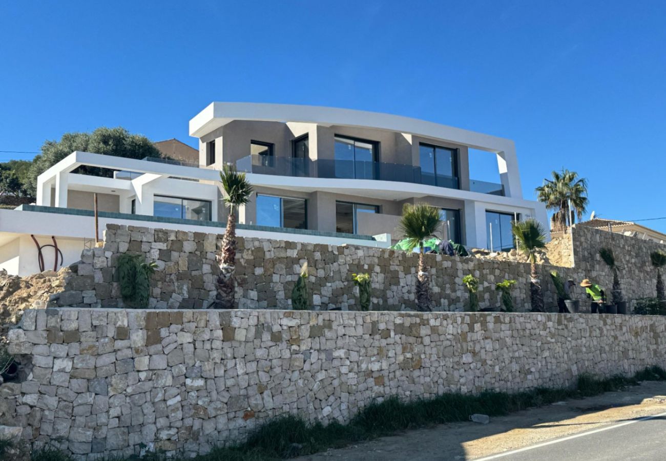 Villa en Benissa - AV-4719
