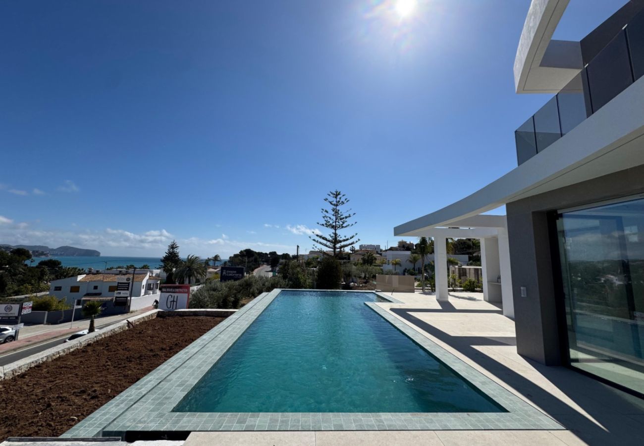 Villa en Benissa - AV-4719