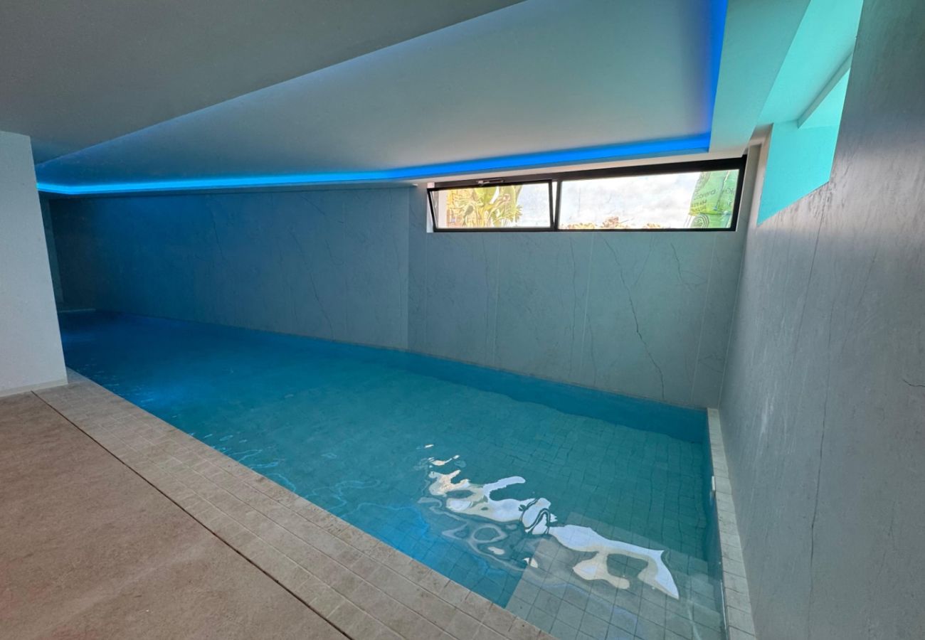 Villa en Benissa - AV-4719