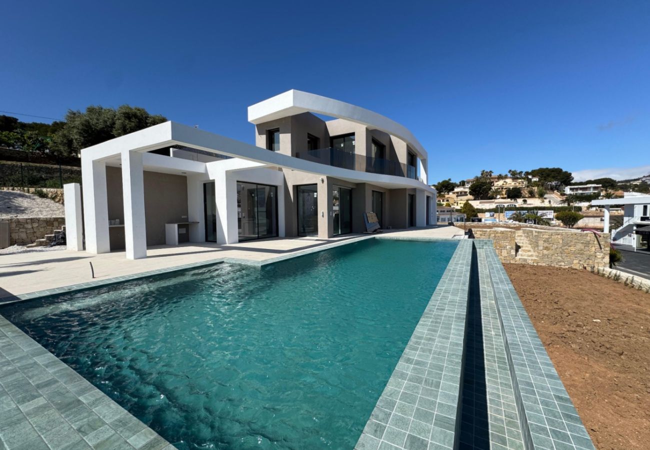 Villa en Benissa - AV-4719