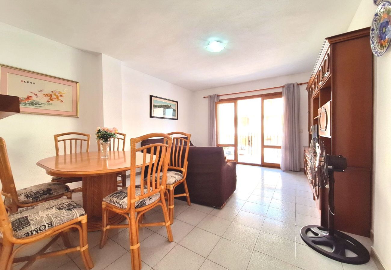 Apartamento en Calpe - AV-1486