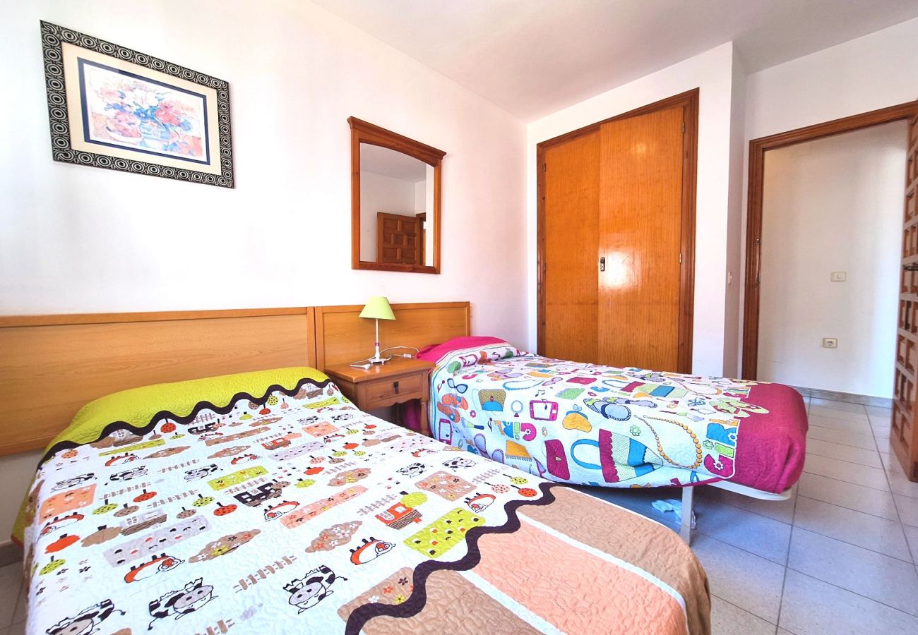 Apartamento en Calpe - AV-1486