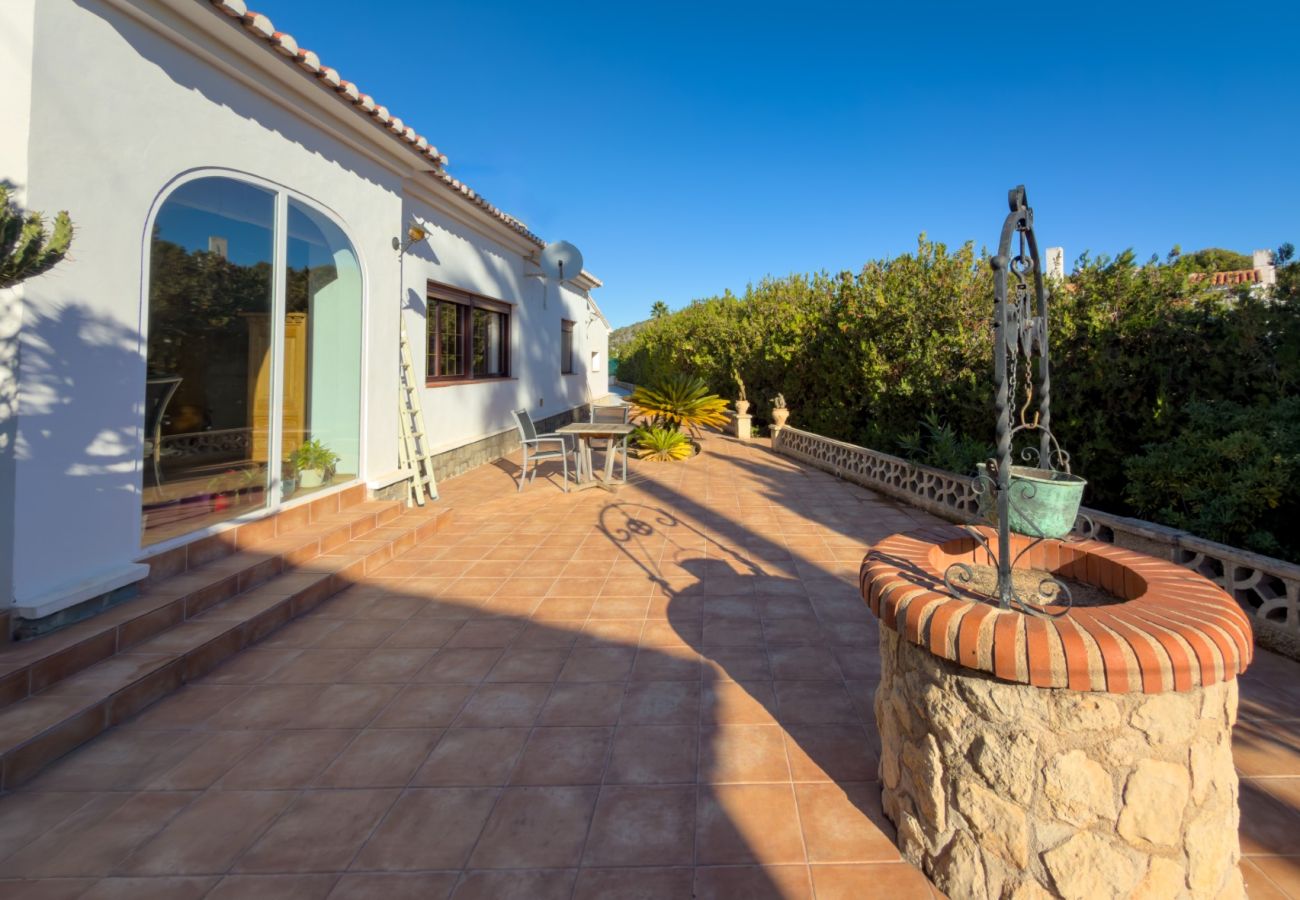 Villa en Calpe - AC-0473