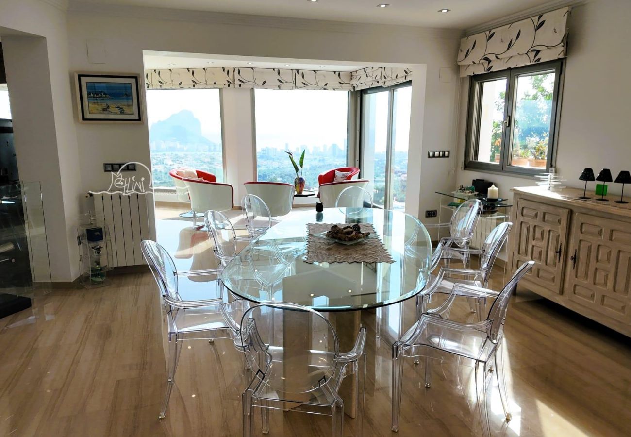 Villa en Calp - AC-2146