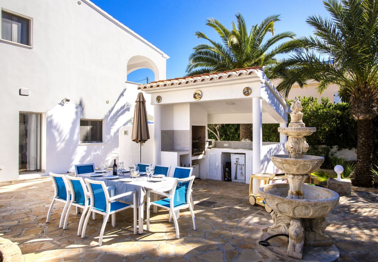 Villa en Calpe - AC-4725