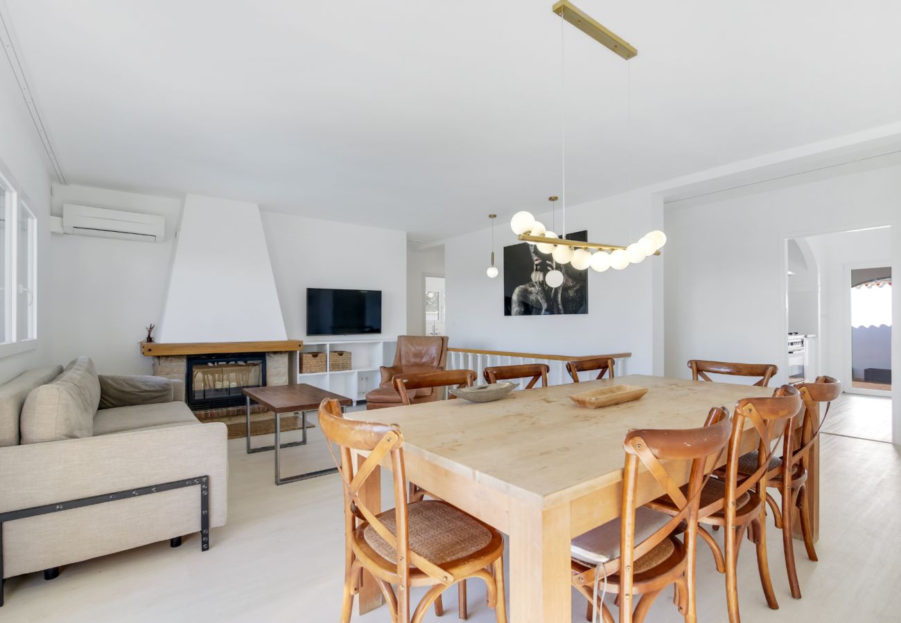 Villa en Calpe - AC-3361