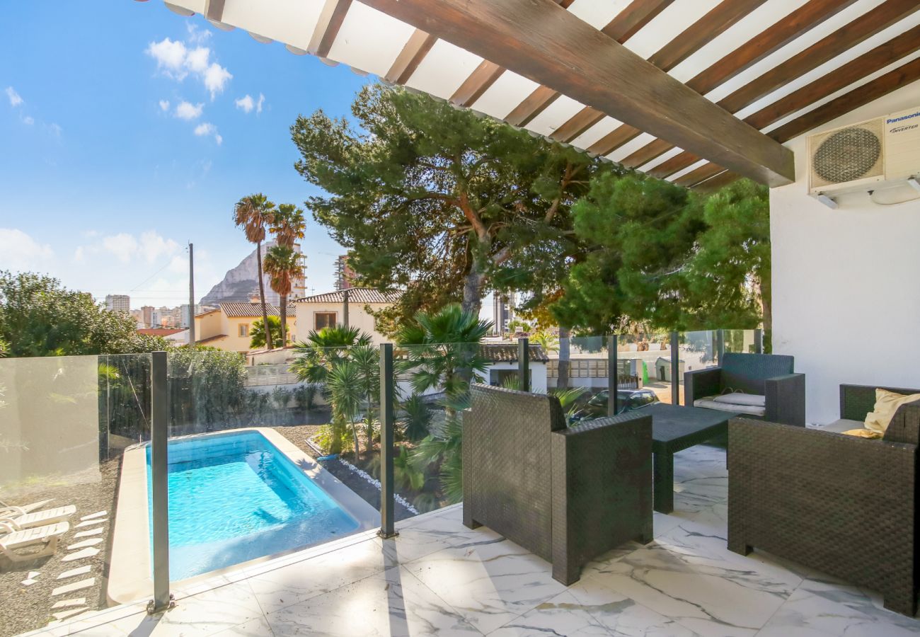Villa en Calpe - AC-3361