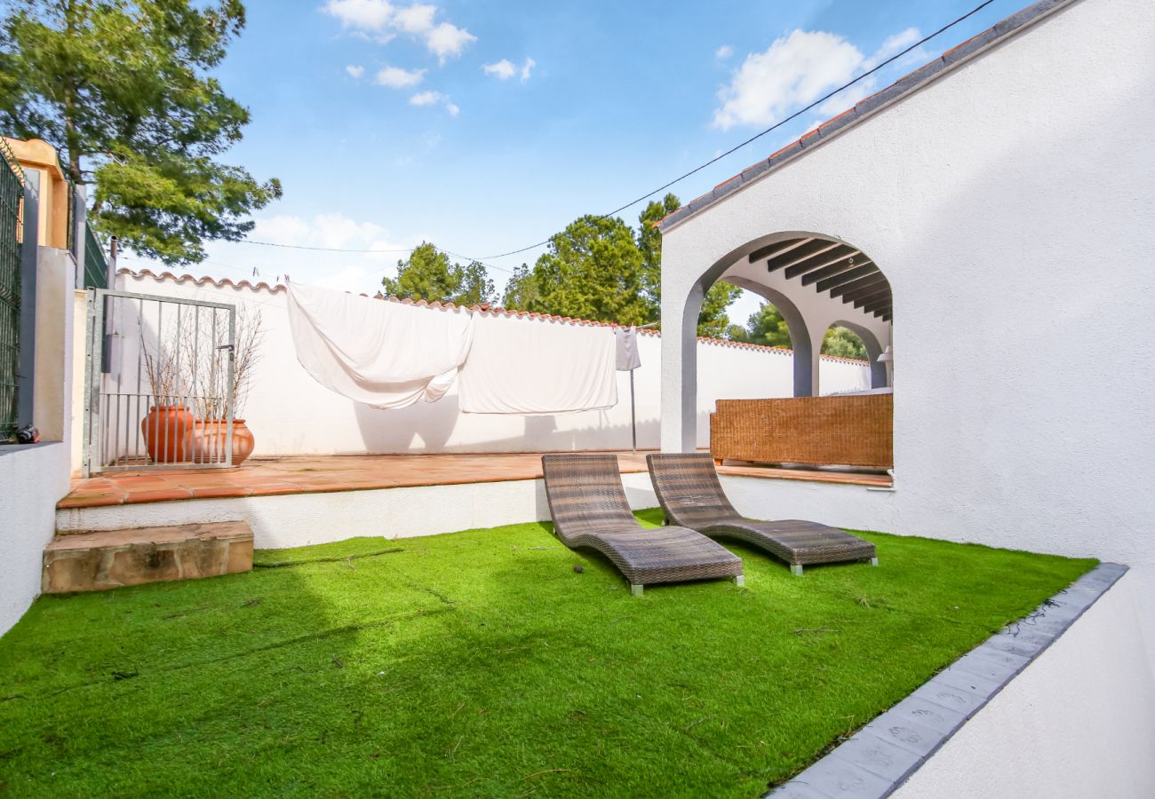 Villa en Calpe - AC-3361